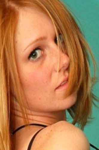 Nadine, 25 Jahre