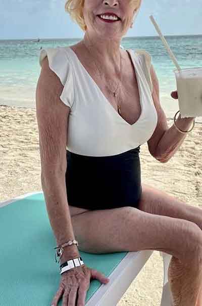 Martina, 64 Jahre